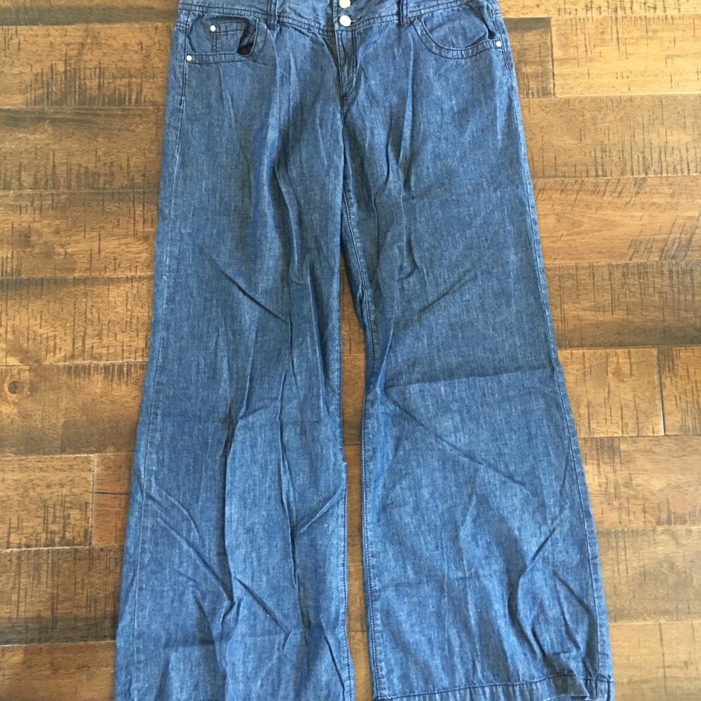 Micheal Kors blue denim pant.